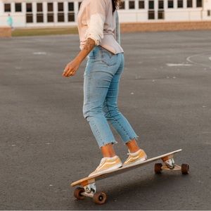 Levi’s Wedgie Straight Jean